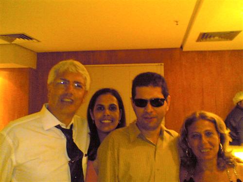 Da esquerda p/dir:Marco Maia, sua esposa Josi, Renato e Dbora