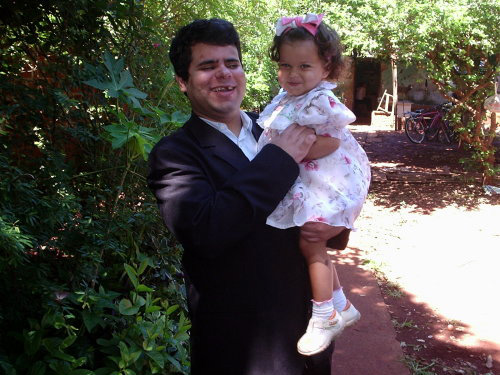Foto de Ricardo Alexandre e sua filha Nathaly que na foto est com um ano e dez meses